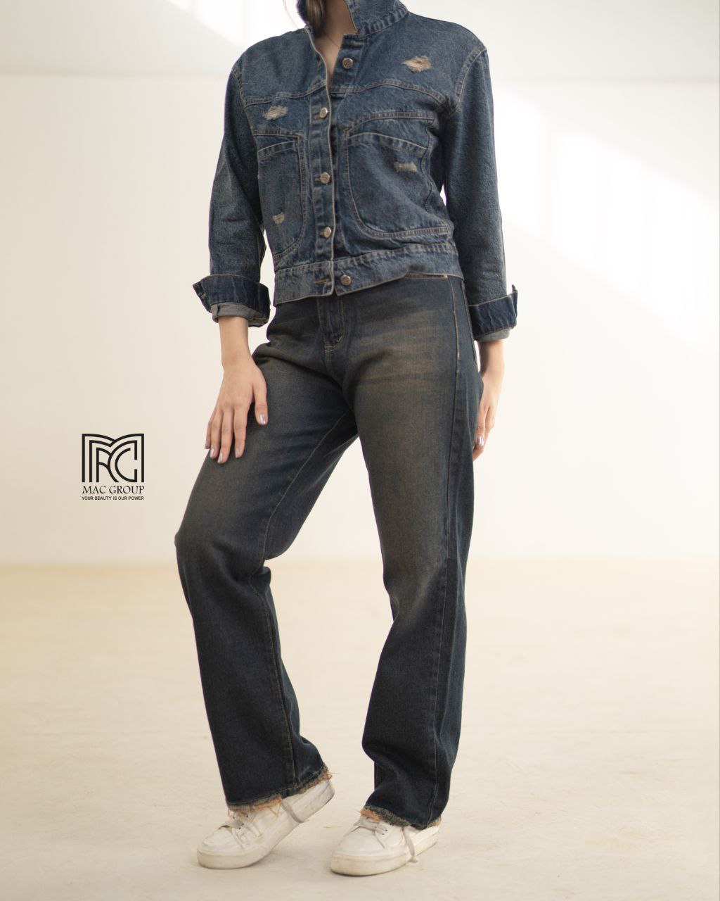 شلوار جین نیم بگ 