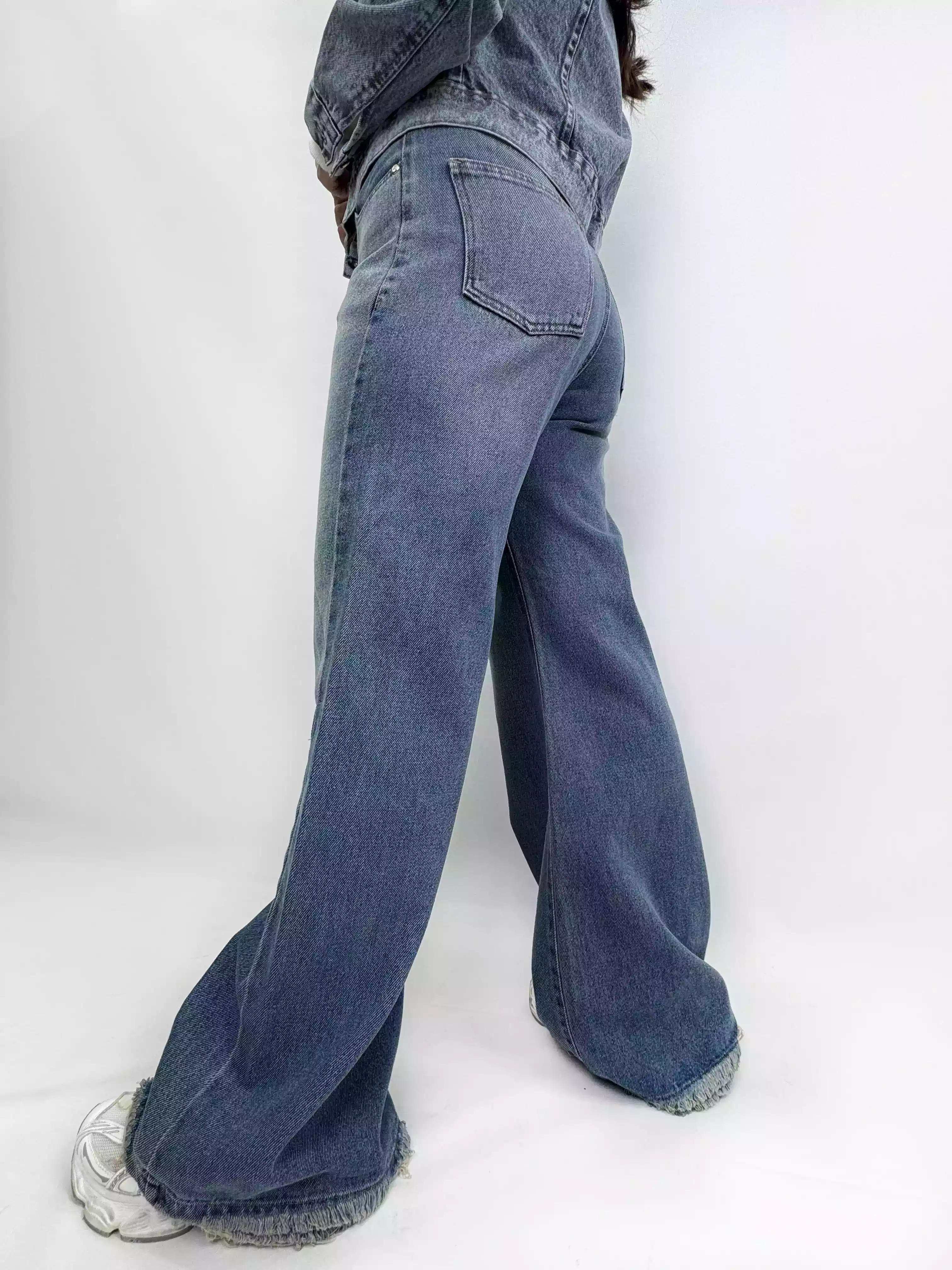 شلوار جین فلر بگ زنانه کمر ساده 