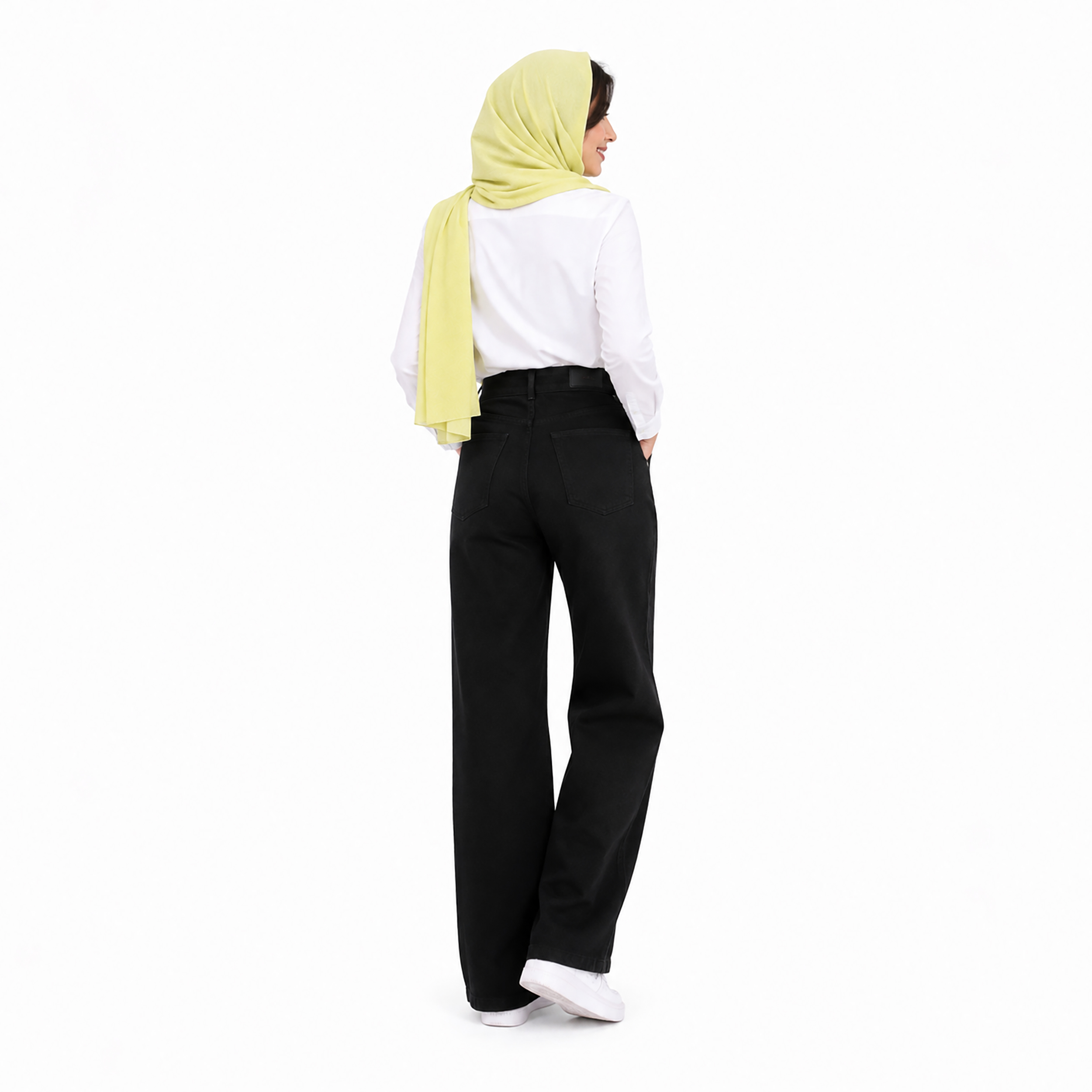 شلوار جین نیم بگ زنانه
