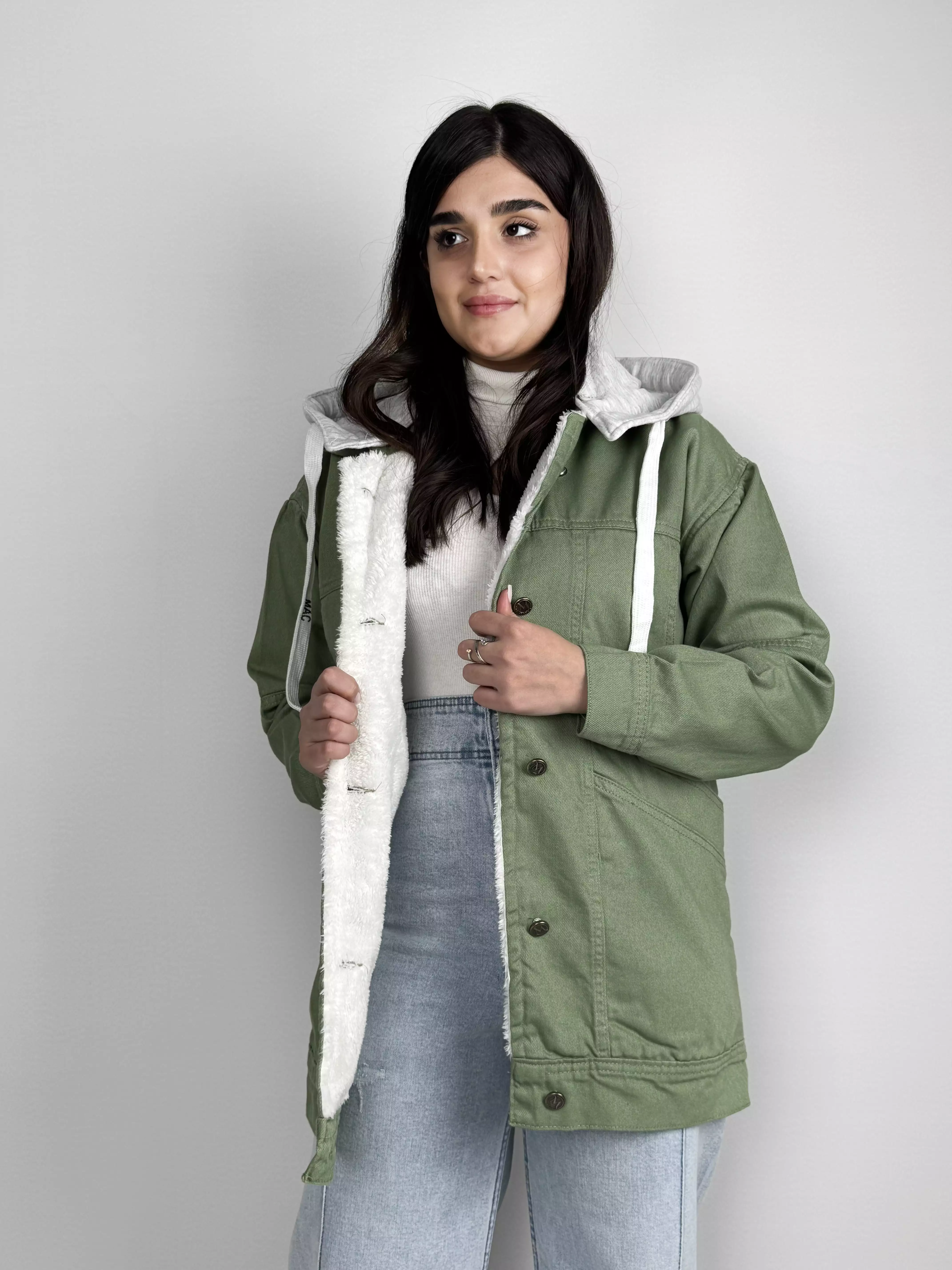 کت خزدار بلند کلاه‌دار زنانه (کلاه دورس جداشونده)