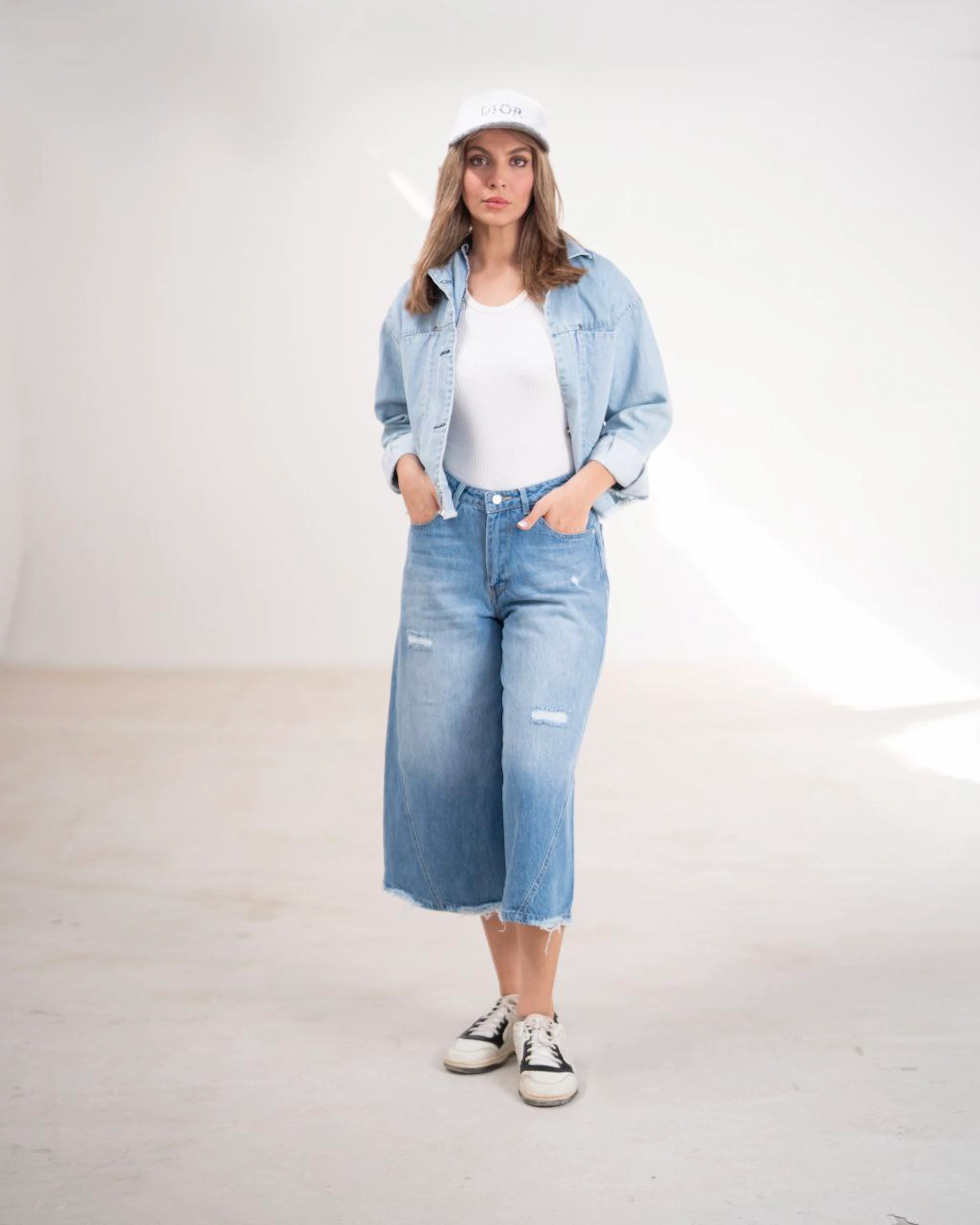 شلوار جین شافل زنانه قد 90 کمر ساده آبی دریایی